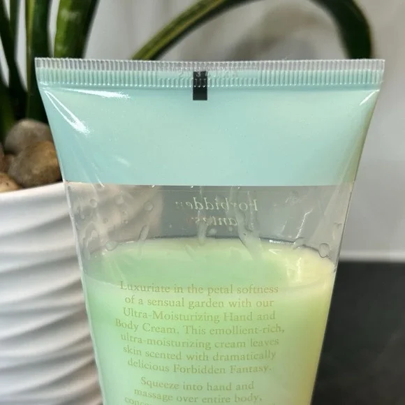 Victoria's Secret Forbidden Fantasy Ultra Moisturizing Hand & Body Cream 7.25 Oz - Picture 3 of 4